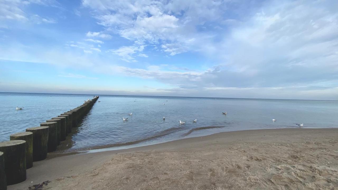 Apartament Magma Z Basenem Morska Klifowa Rewal Exteriör bild