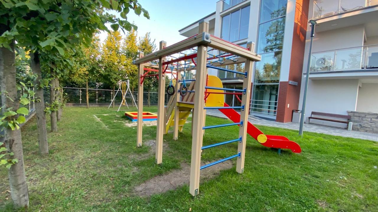 Apartament Magma Z Basenem Morska Klifowa Rewal Exteriör bild