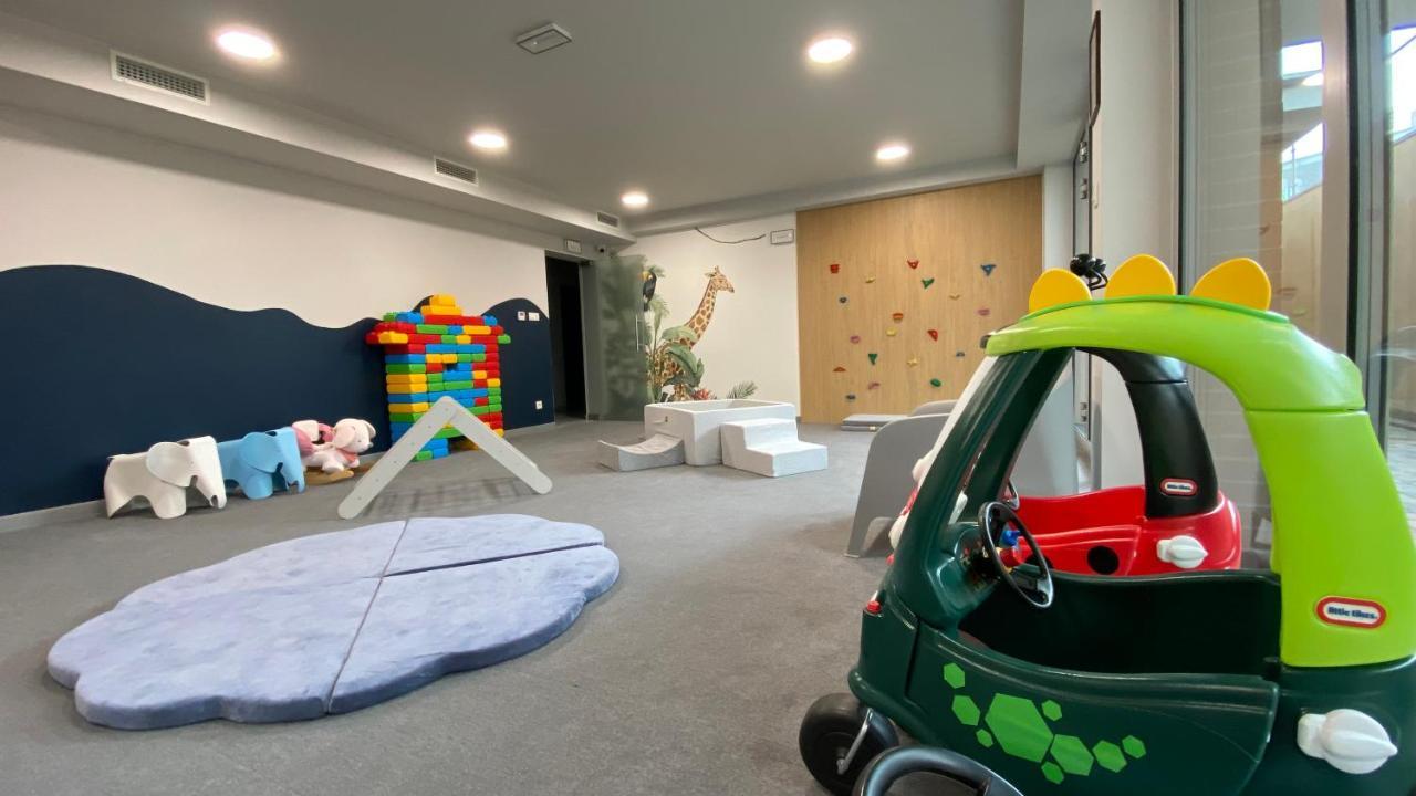 Apartament Magma Z Basenem Morska Klifowa Rewal Exteriör bild